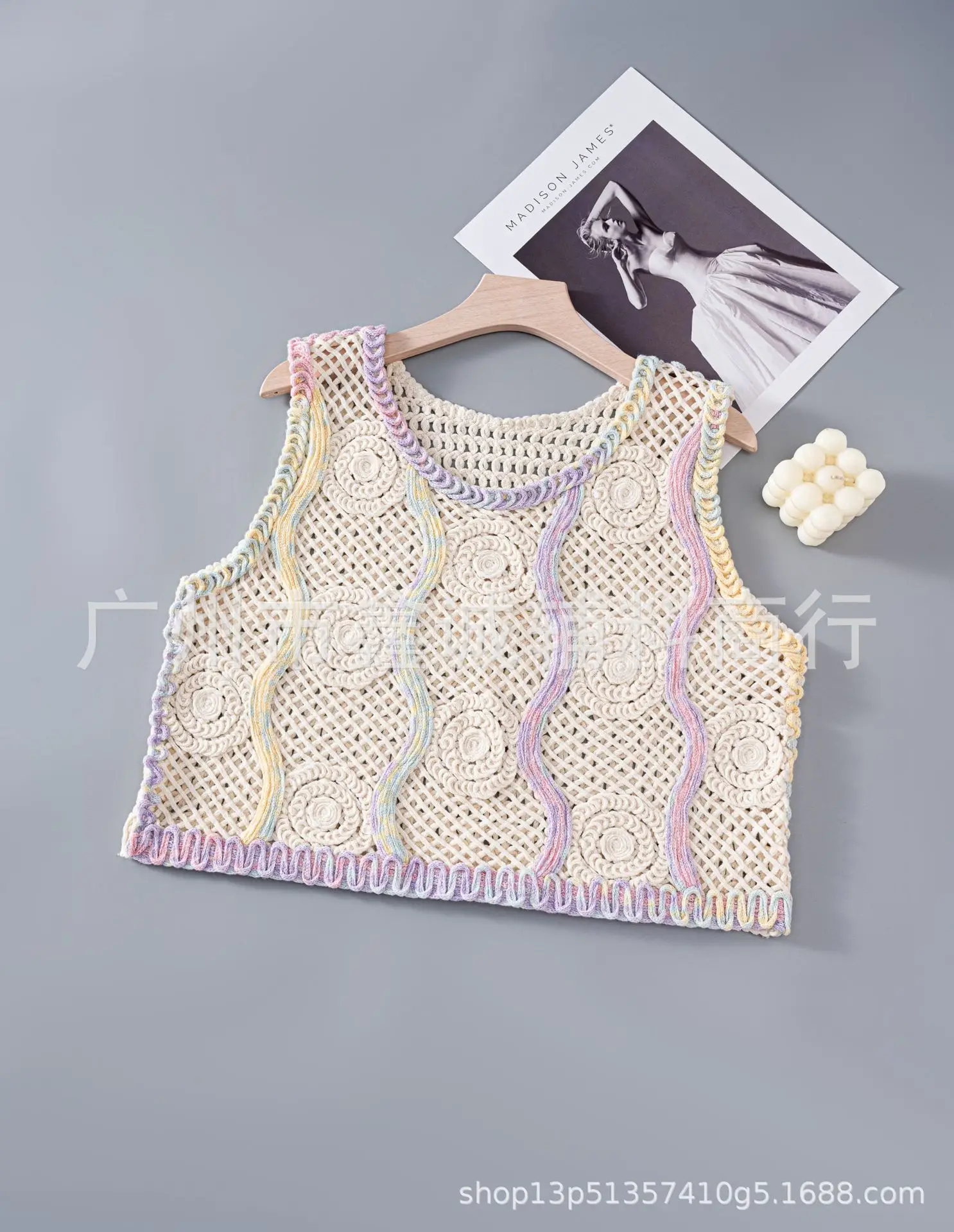 New Retro Ethnic Knitted Vest Women's Hollow Design