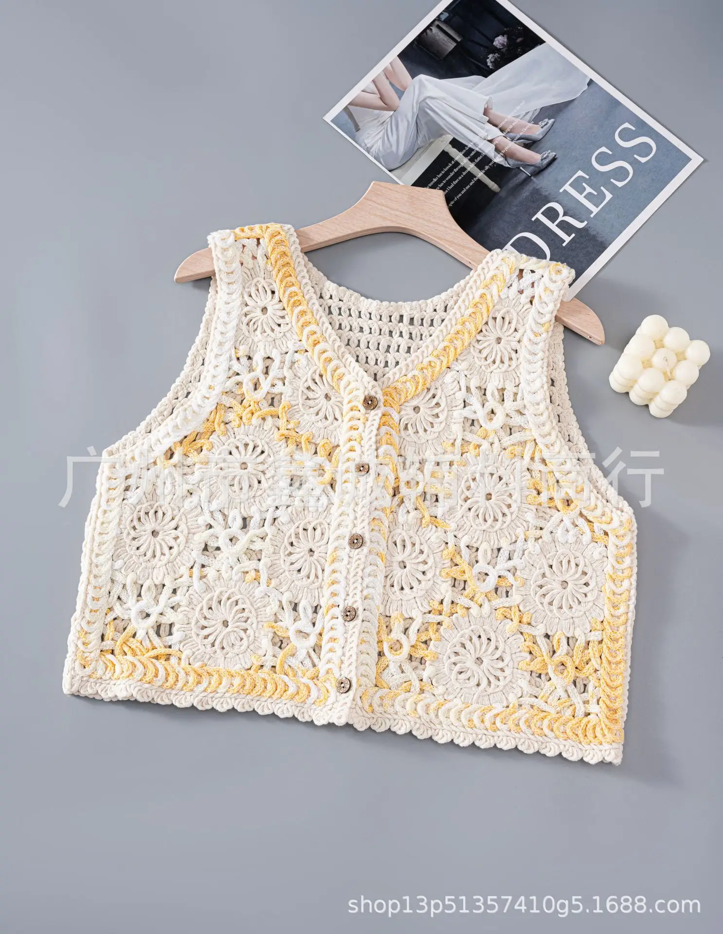 New Retro Ethnic Knitted Vest Women's Hollow Design