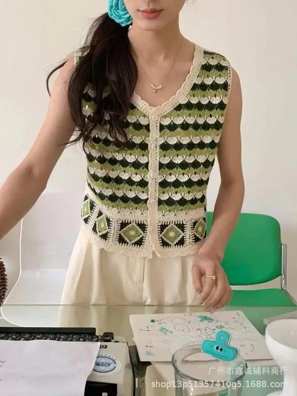 New Retro Ethnic Knitted Vest Women's Hollow Design
