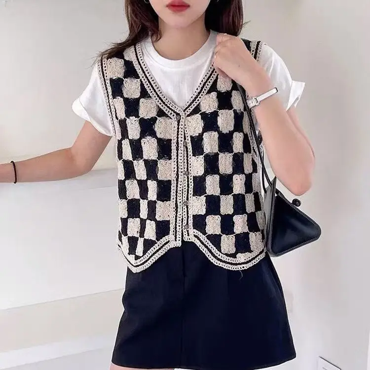 New Retro Ethnic Knitted Vest Women's Hollow Design