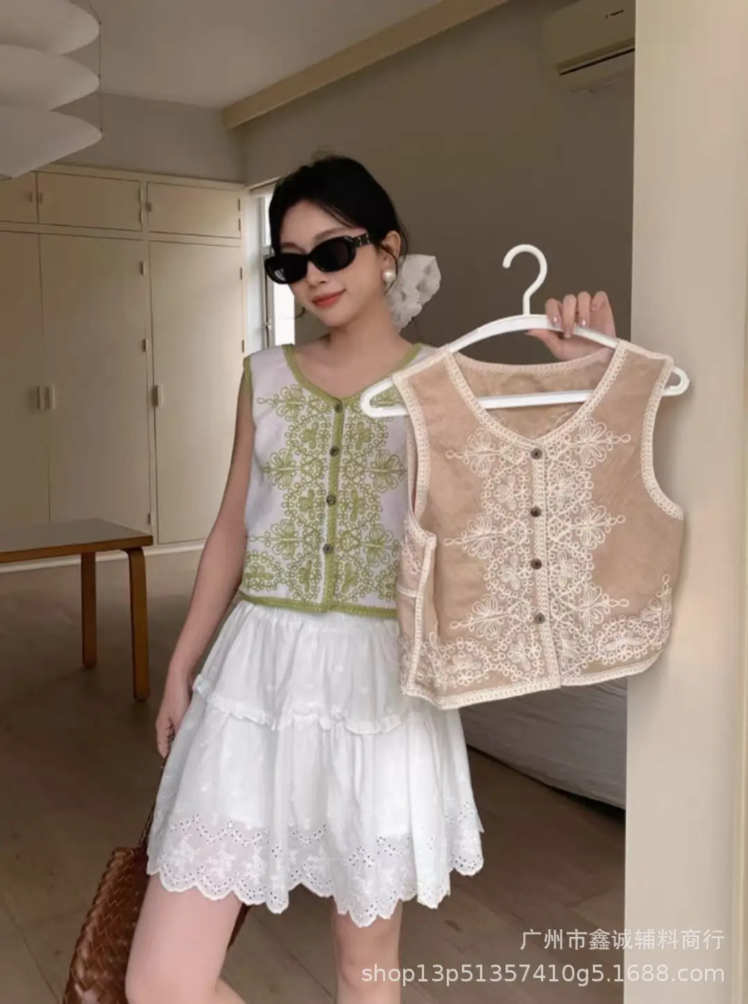 New Retro Ethnic Knitted Vest Women's Hollow Design