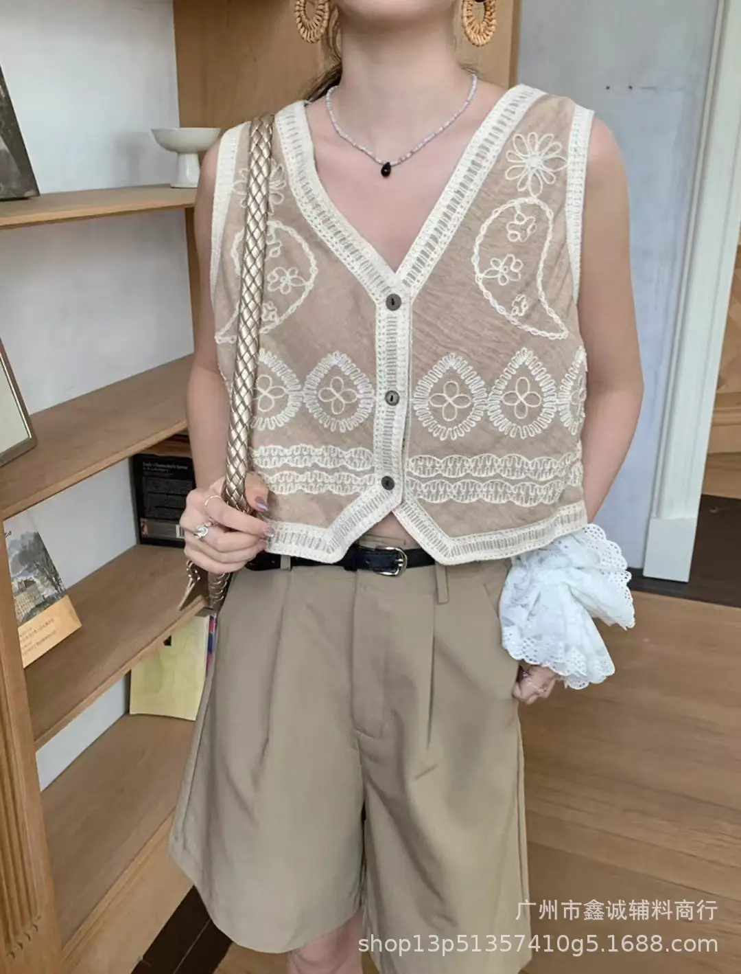 New Retro Ethnic Knitted Vest Women's Hollow Design