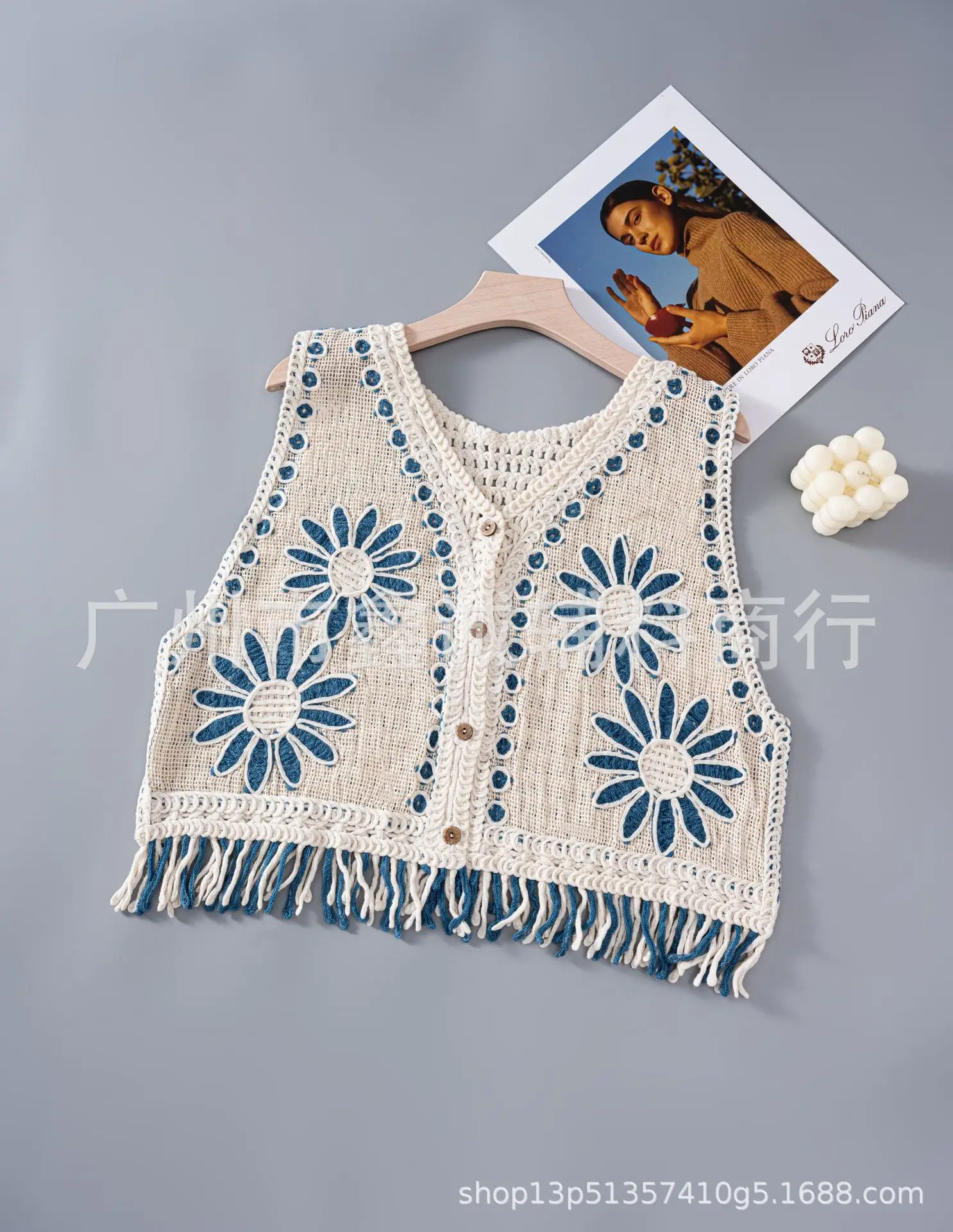 New Retro Ethnic Knitted Vest Women's Hollow Design