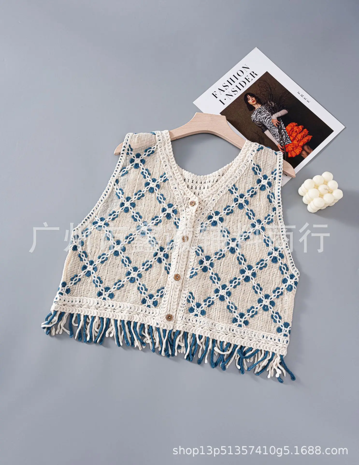 New Retro Ethnic Knitted Vest Women's Hollow Design