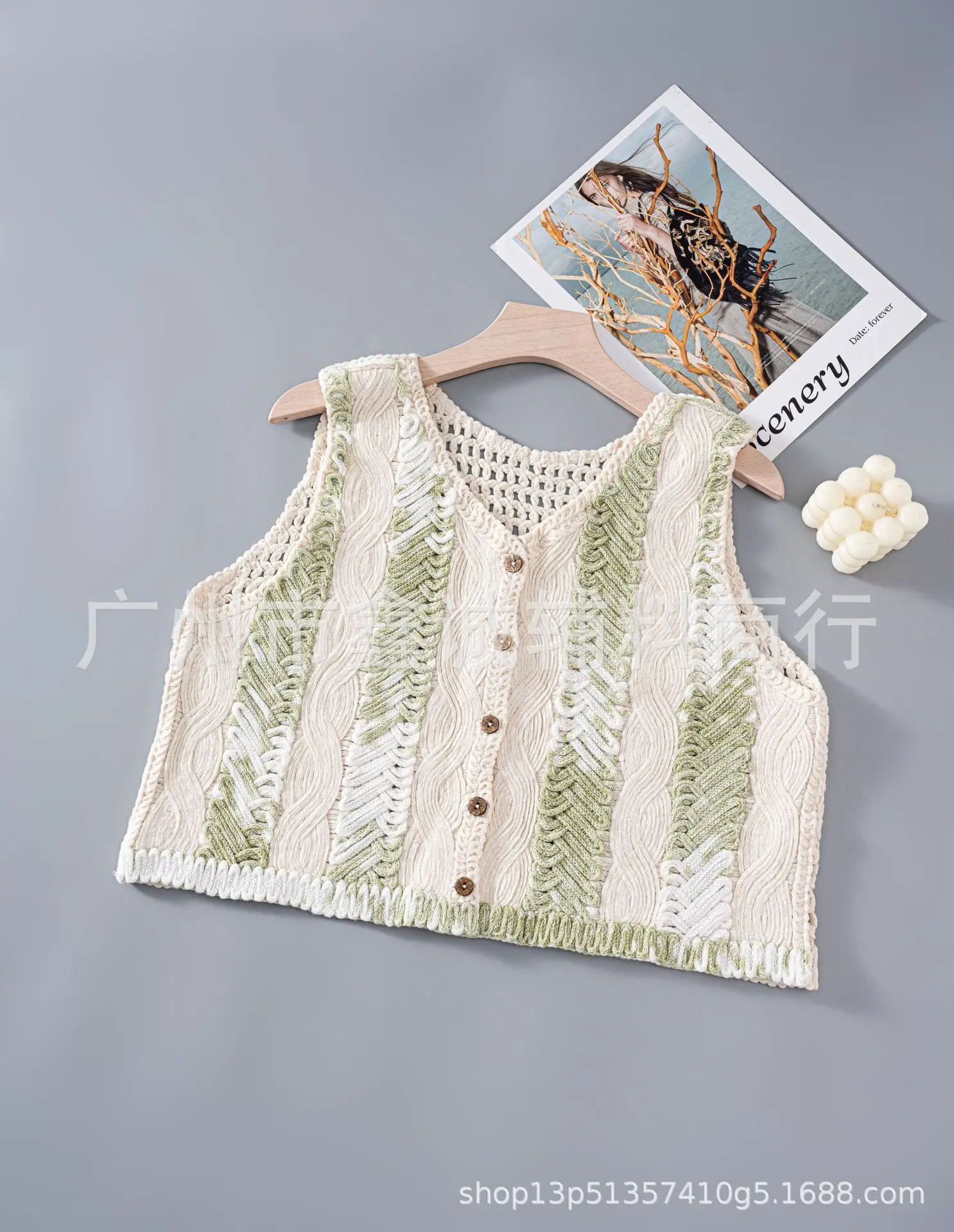 New Retro Ethnic Knitted Vest Women's Hollow Design
