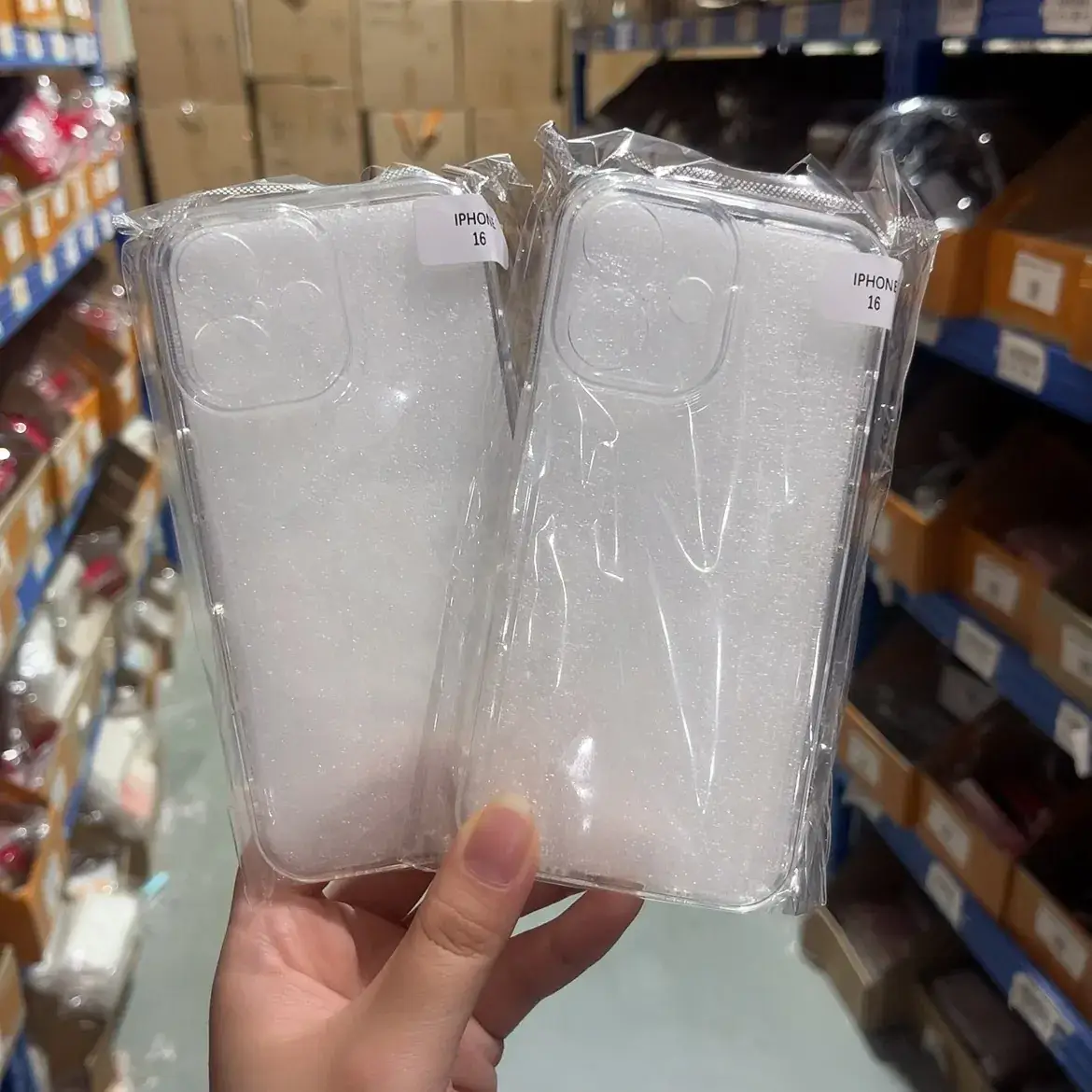 Transparent iPhone 17 Pro Case with 3 Camera Lens & Anti-Fall Protection - Image 5