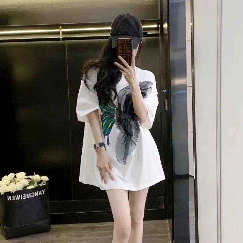 Women Oversized Black T-Shirt with Print - Image 10