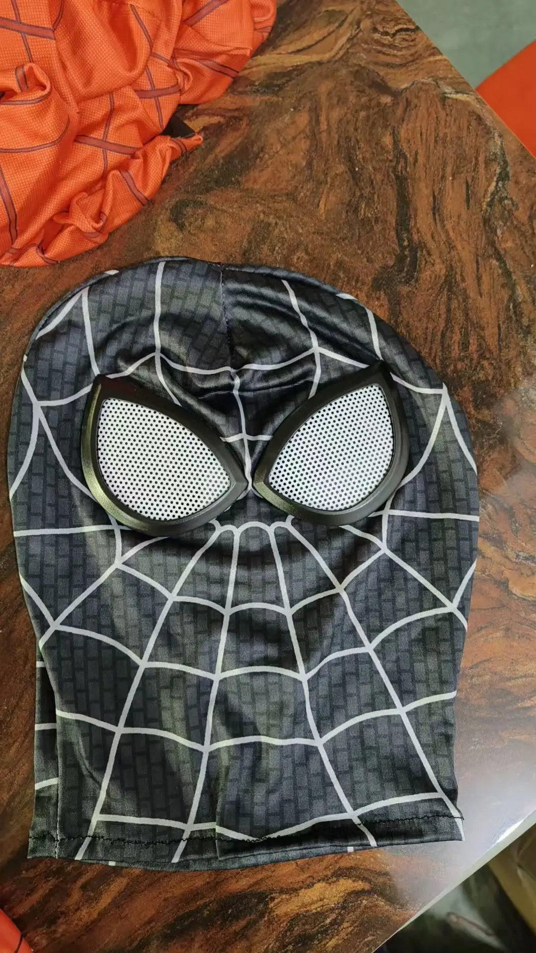 Miles Common Heart Same-style Spider-man Web Red Tight Headgear cos Funny Sand Sculpture Dress-up Mask — feature 4