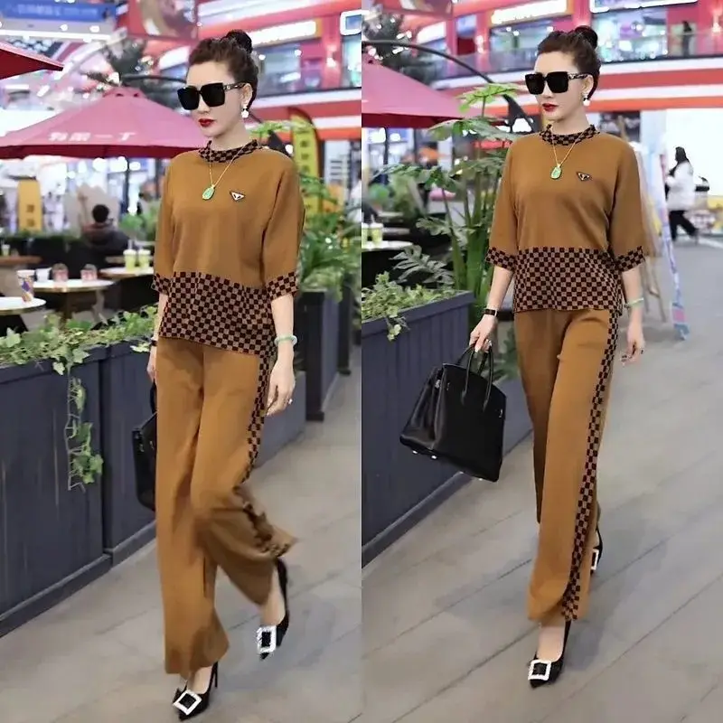 2025 Women's European Two-Piece Suit Brown Black Slim Plaid - Image 2