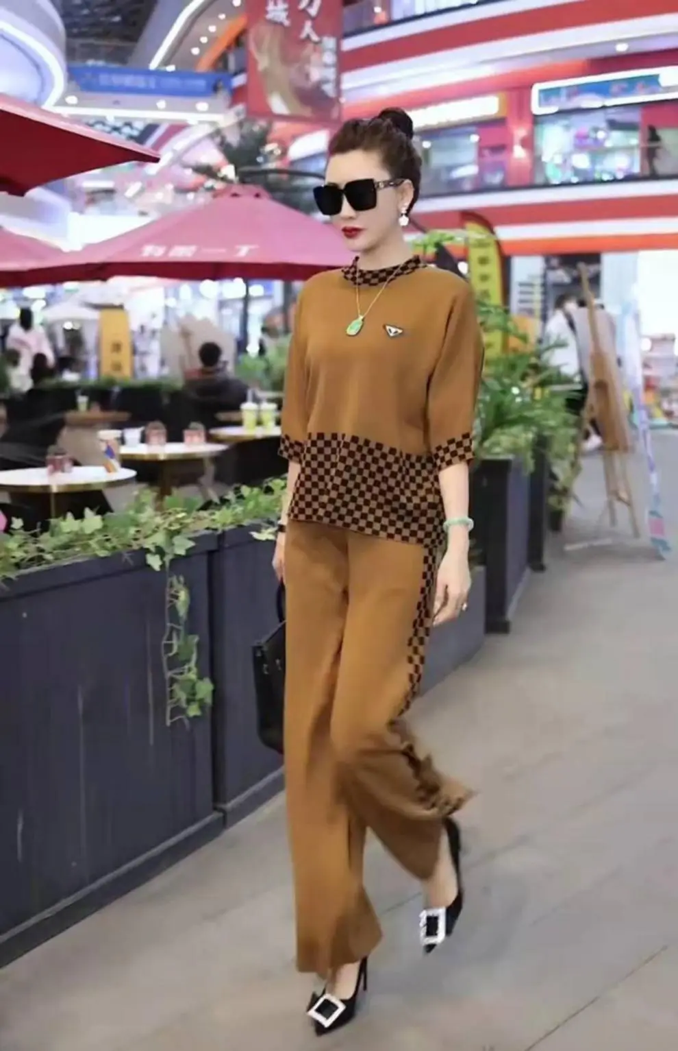 2025 Women's European Two-Piece Suit Brown Black Slim Plaid — feature 16