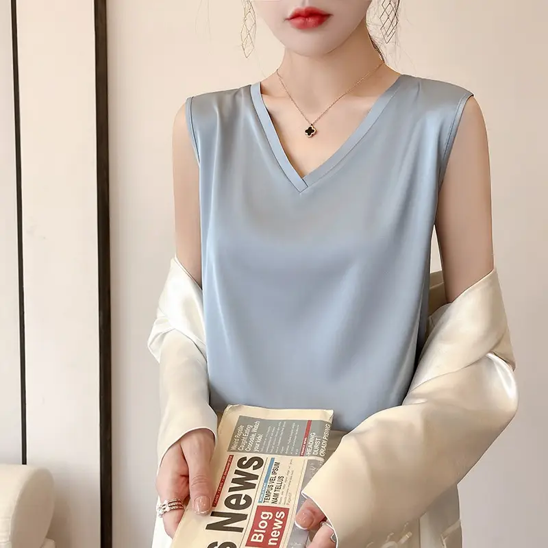 2022 V-Neck Silk Vest T-Shirt Outerwear - Image 12