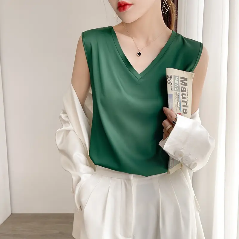 2022 V-Neck Silk Vest T-Shirt Outerwear - Image 3