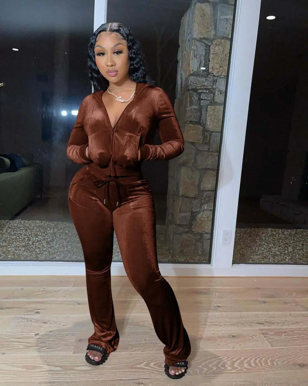 Brown Velvet 2-Piece Hooded Zipper Set for Women — feature 9