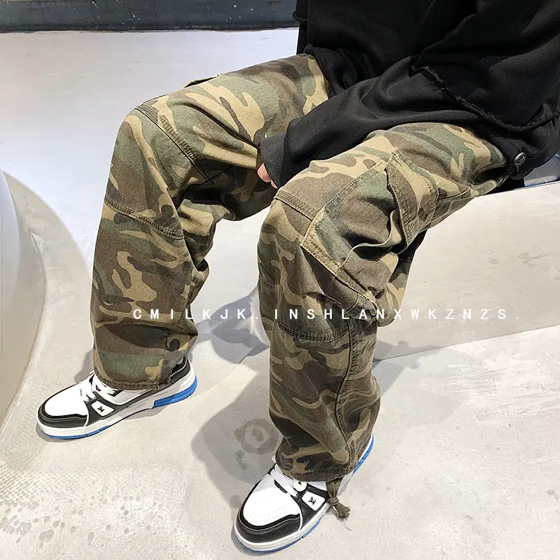 Men Vintage Camo Oversize Drawstring Pants - Image 3
