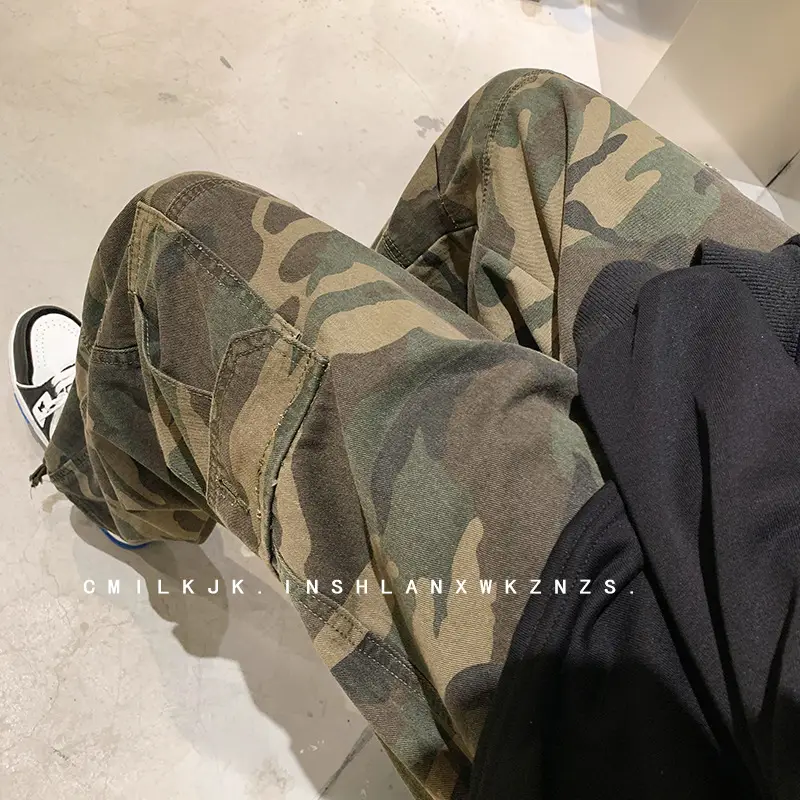 Men Vintage Camo Oversize Drawstring Pants - Image 4