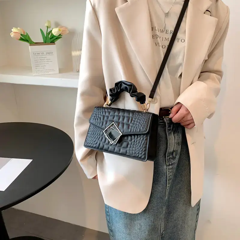 White Oblique Frame Women's Crossbody Bag - Image 7