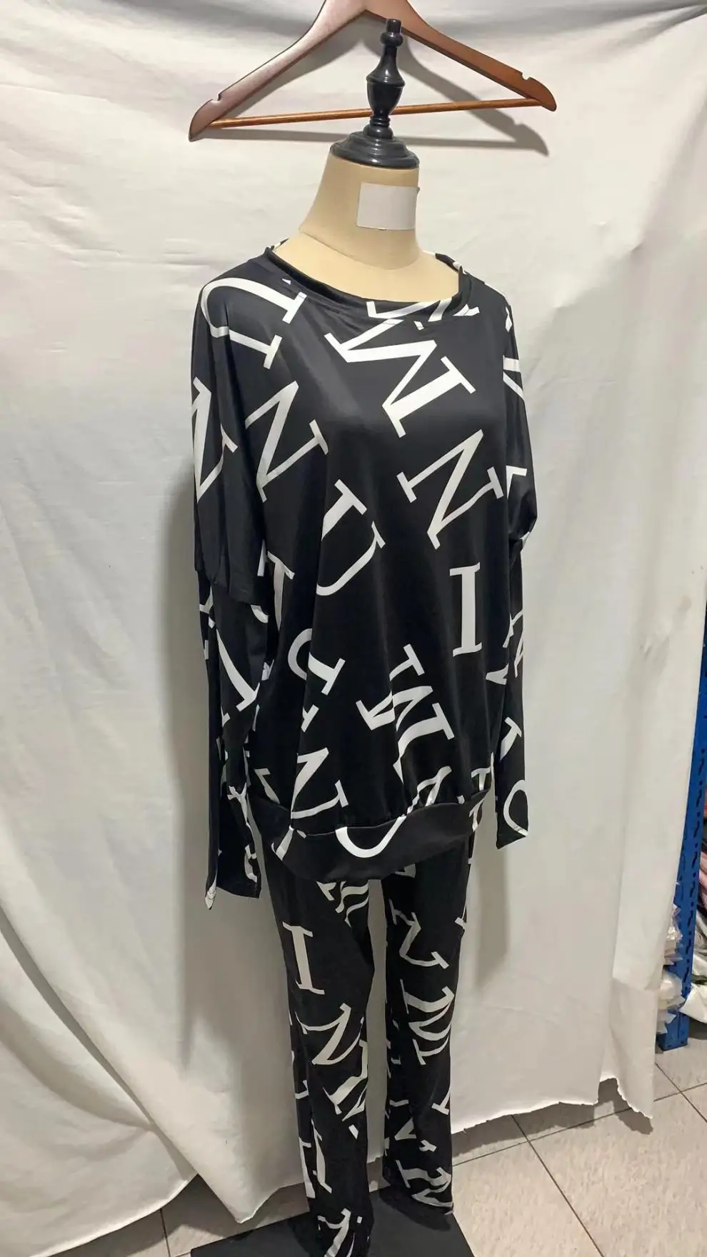 2021 Women Letter Print Long Sleeve Trousers Set Pink — feature 15