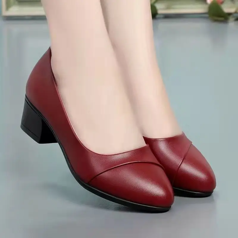 Soft Leather Single-layer Shoes Women's Low Heel Spring and Summer Soft Sole Comfortable Non-slip Fashion Leather Shoes Women's Shoes Mid-heel Mama Shoes Work Shoes - Image 2