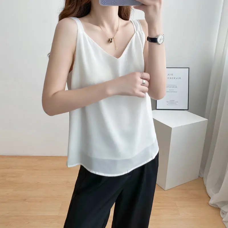Plus Size Chiffon V-Neck Loose Pants Set - Image 5