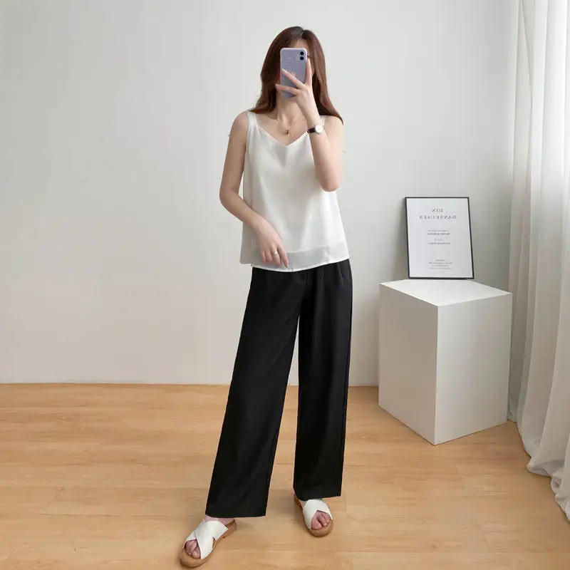 Plus Size Chiffon V-Neck Loose Pants Set - Image 6