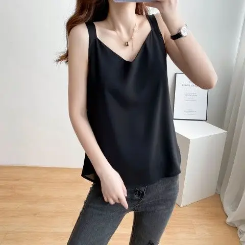 Plus Size Chiffon V-Neck Loose Pants Set - Image 2