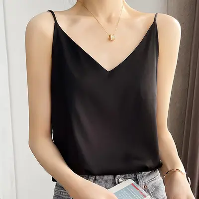 Green V-Neck Sleeveless Camisole Women's Inner Wear - Image 15