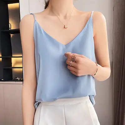 Green V-Neck Sleeveless Camisole Women's Inner Wear - Image 18