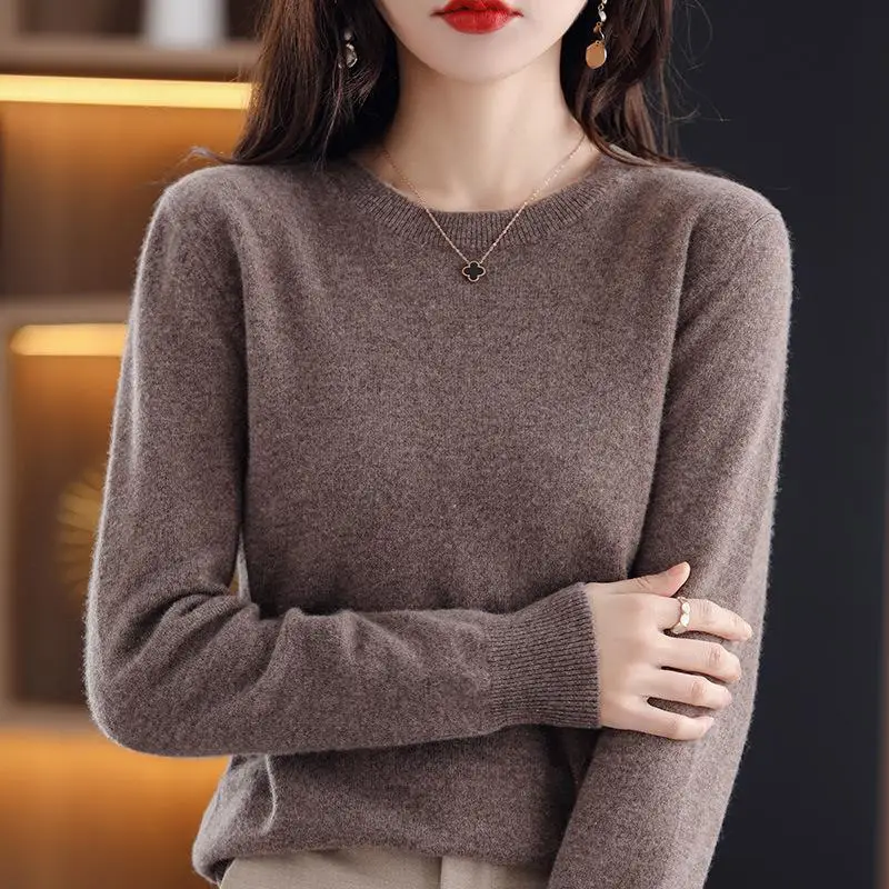 Women Wool Blended Round Neck Sweater Light Green