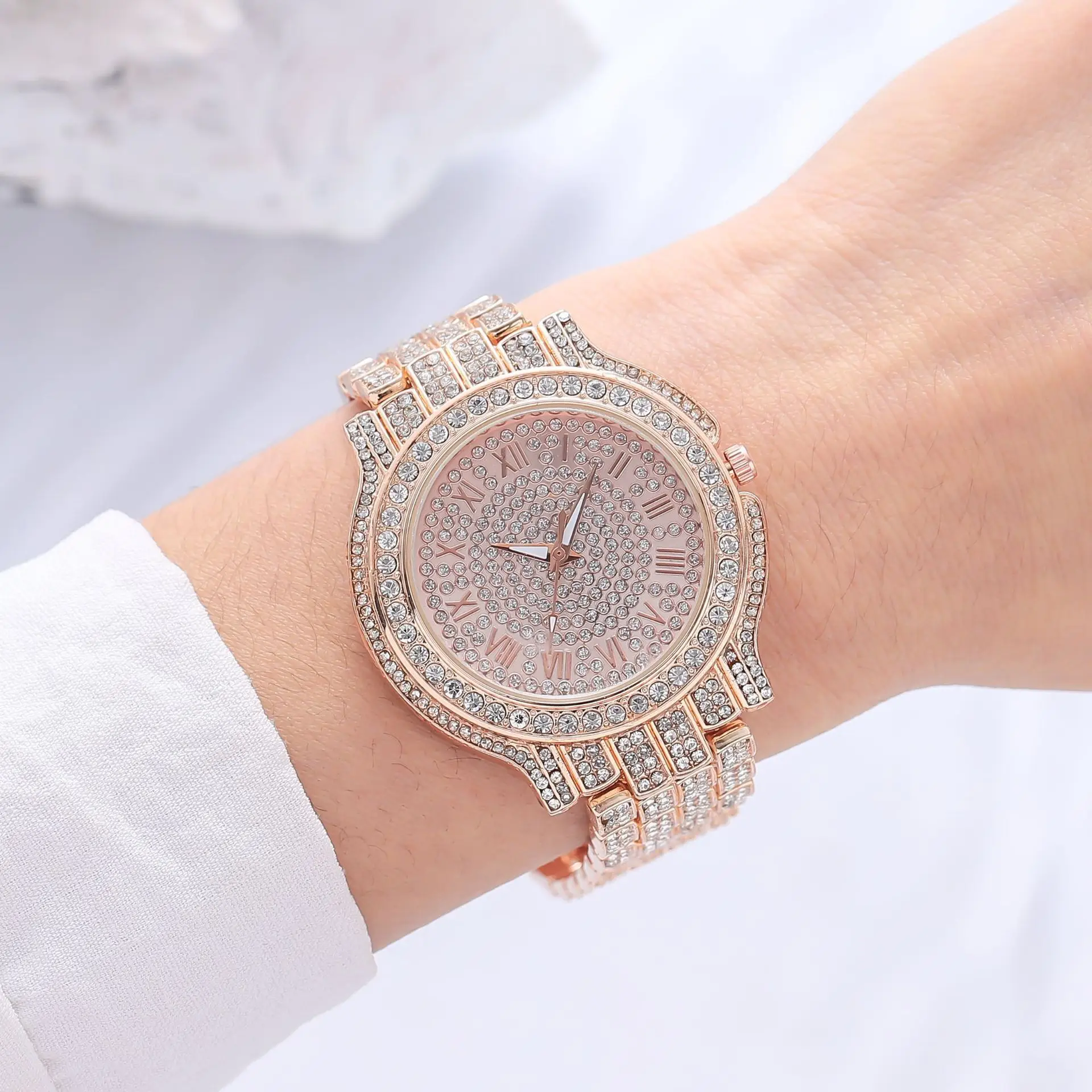 Women's Rose Gold Full Diamond Roman Dial Watch - Image 4