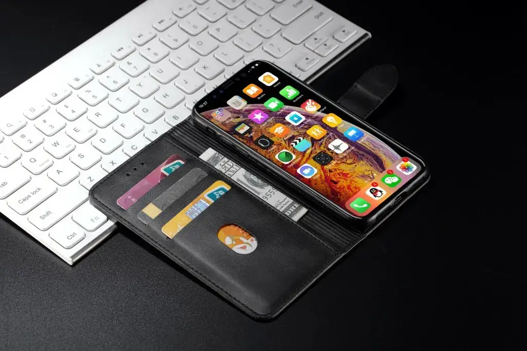 Calfskin iPhone 17 Wallet Case 8Plus Protective Cover — feature 69