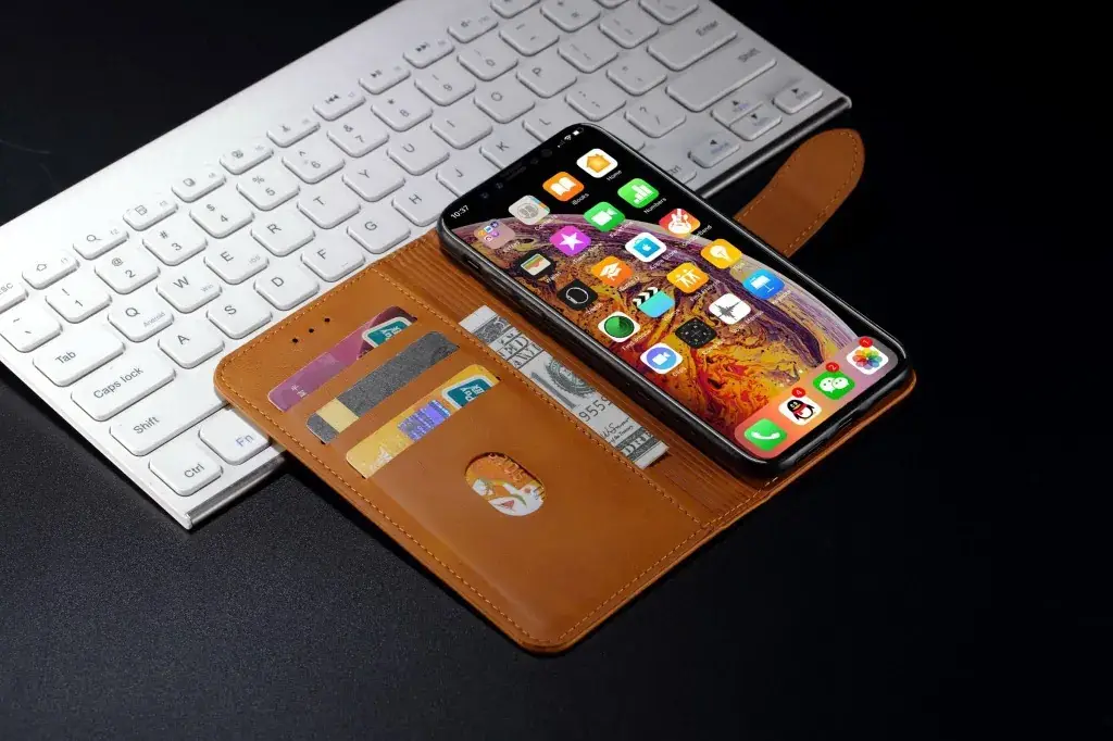 Calfskin iPhone 17 Wallet Case 8Plus Protective Cover — feature 72