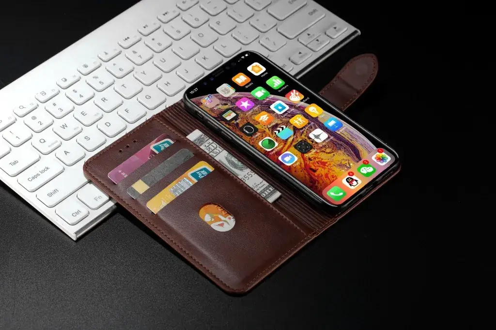Calfskin iPhone 17 Wallet Case 8Plus Protective Cover — feature 78