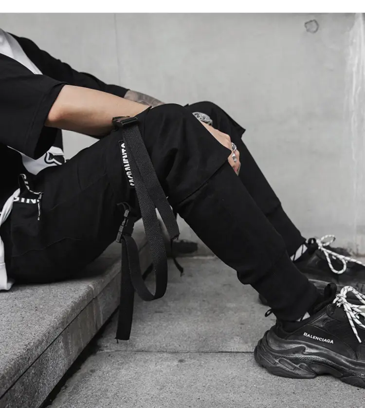 Men's Black Multi-Pocket Streetwear Pants with High Visibility — feature 10