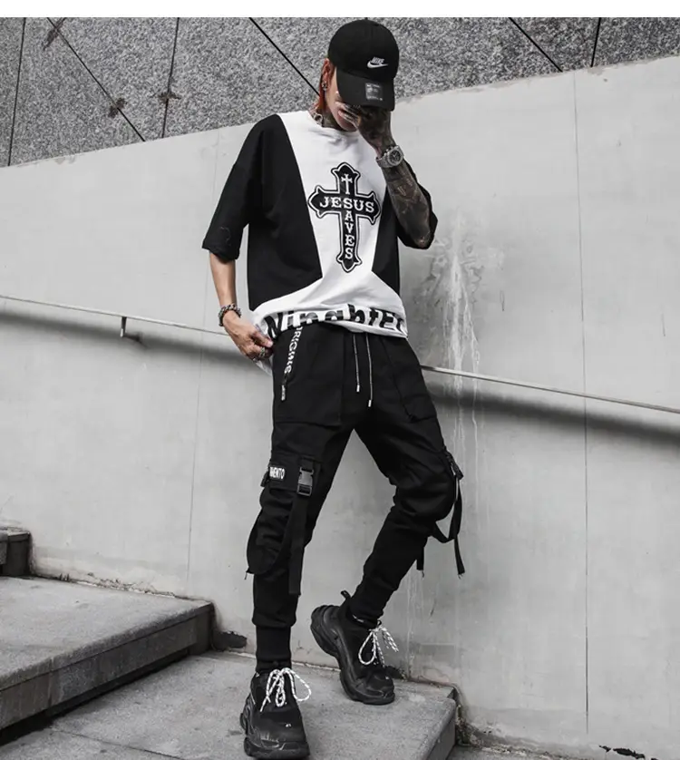 Men's Black Multi-Pocket Streetwear Pants with High Visibility — feature 2