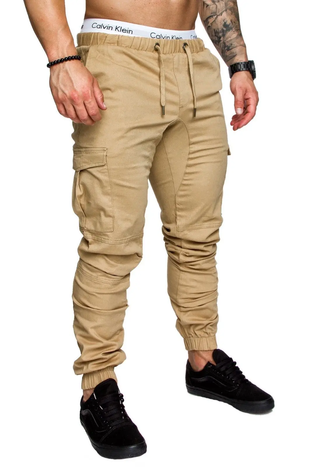 Men Grey Woven Leggings with Multi-Flap Pockets — feature 3
