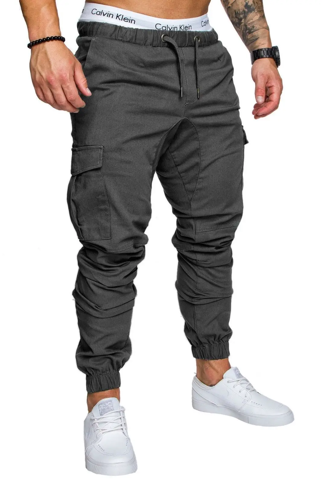 Men Grey Woven Leggings with Multi-Flap Pockets — feature 9
