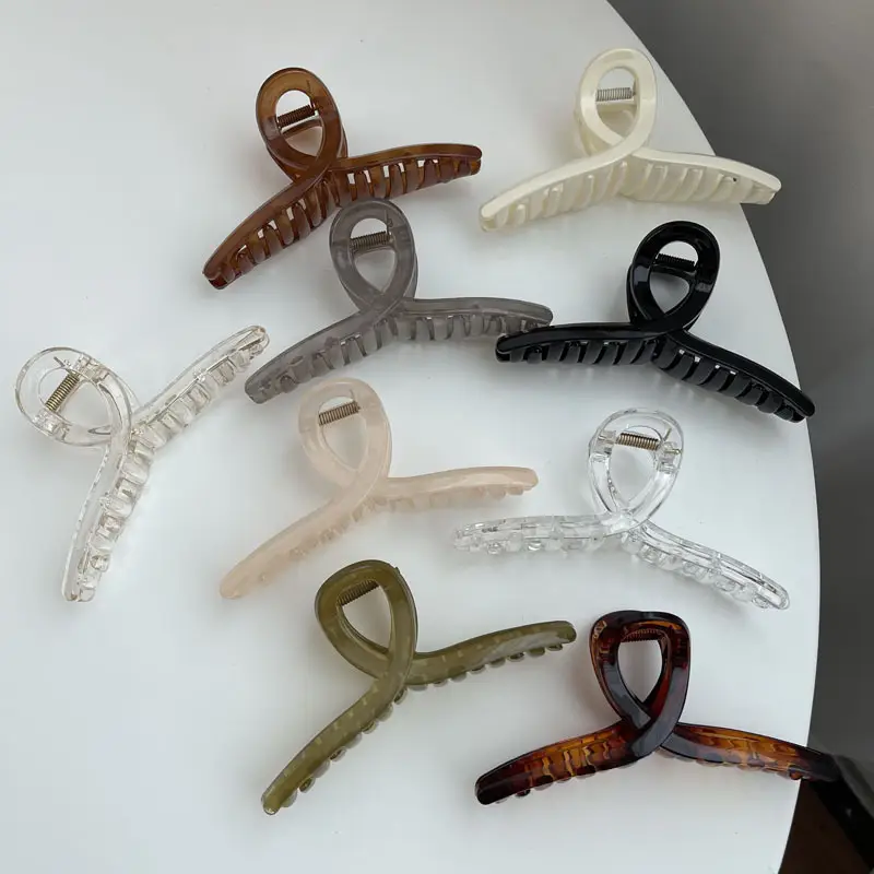 Brown Shark Clip for Hair and Head Bath - Image 11