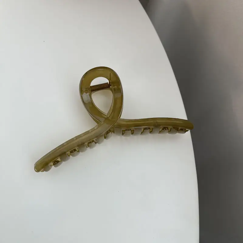 Brown Shark Clip for Hair and Head Bath - Image 13