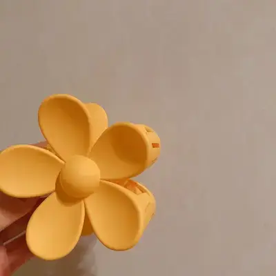 Flower Hair Clip Women's 2022 New Shark Hair Clip - Image 3