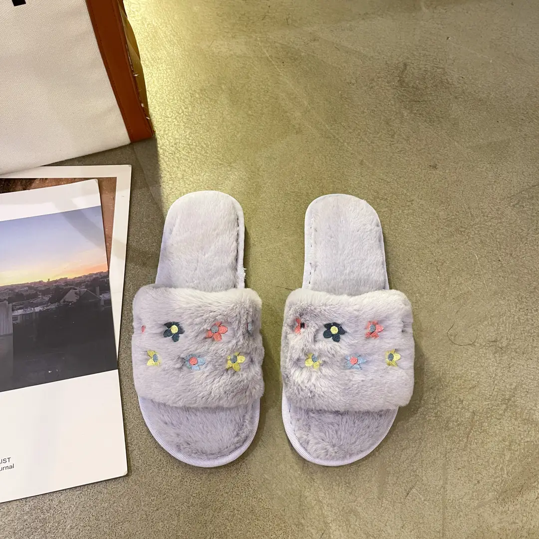 Furry Slippers for Women 2026 Autumn and Winter New Style Home Open-Toe Slippers Embroidered Flowers Warm Cotton Slippers Wholesale