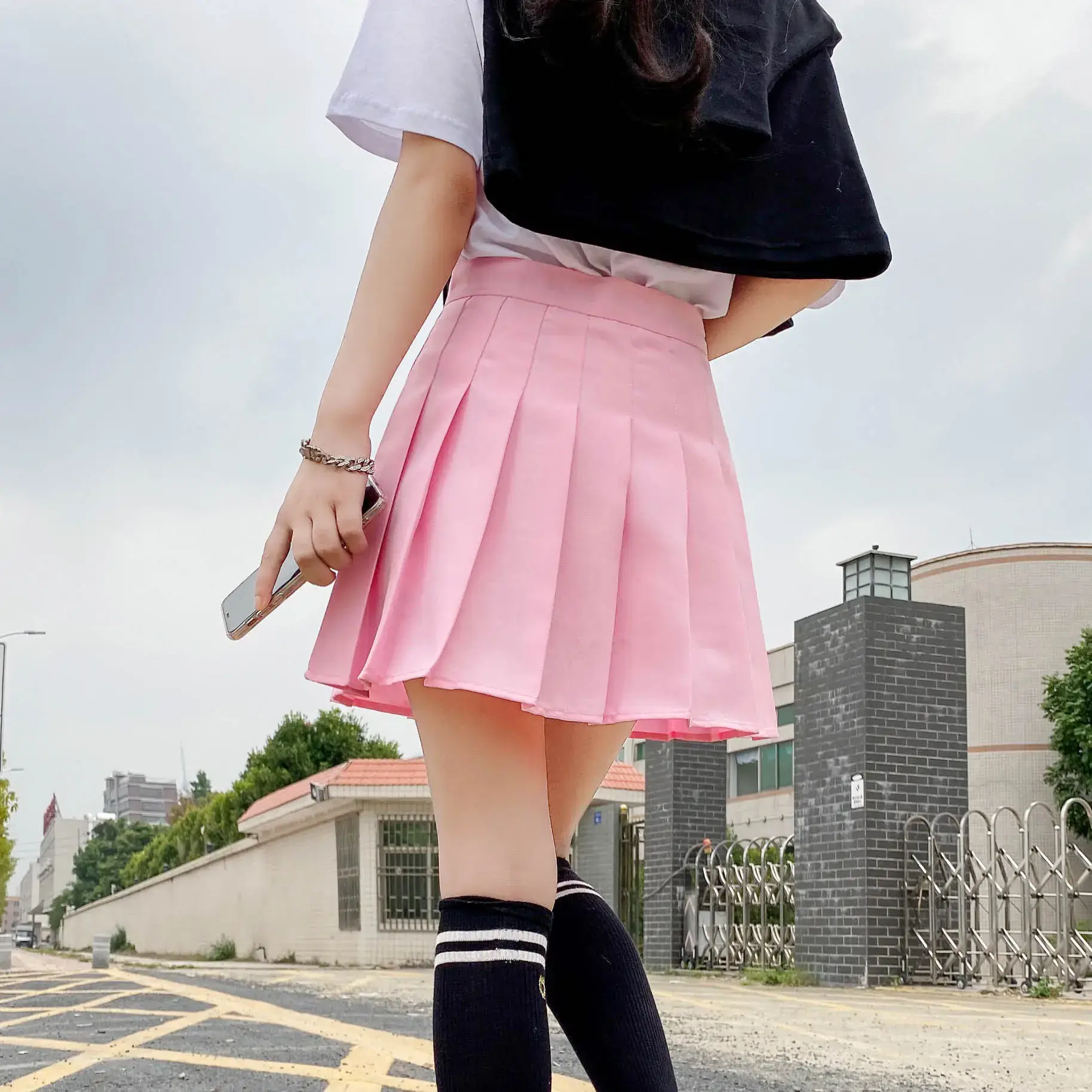 Black Pleated Skirt High Waist Slimming Autumn Winter 2022 — feature 7