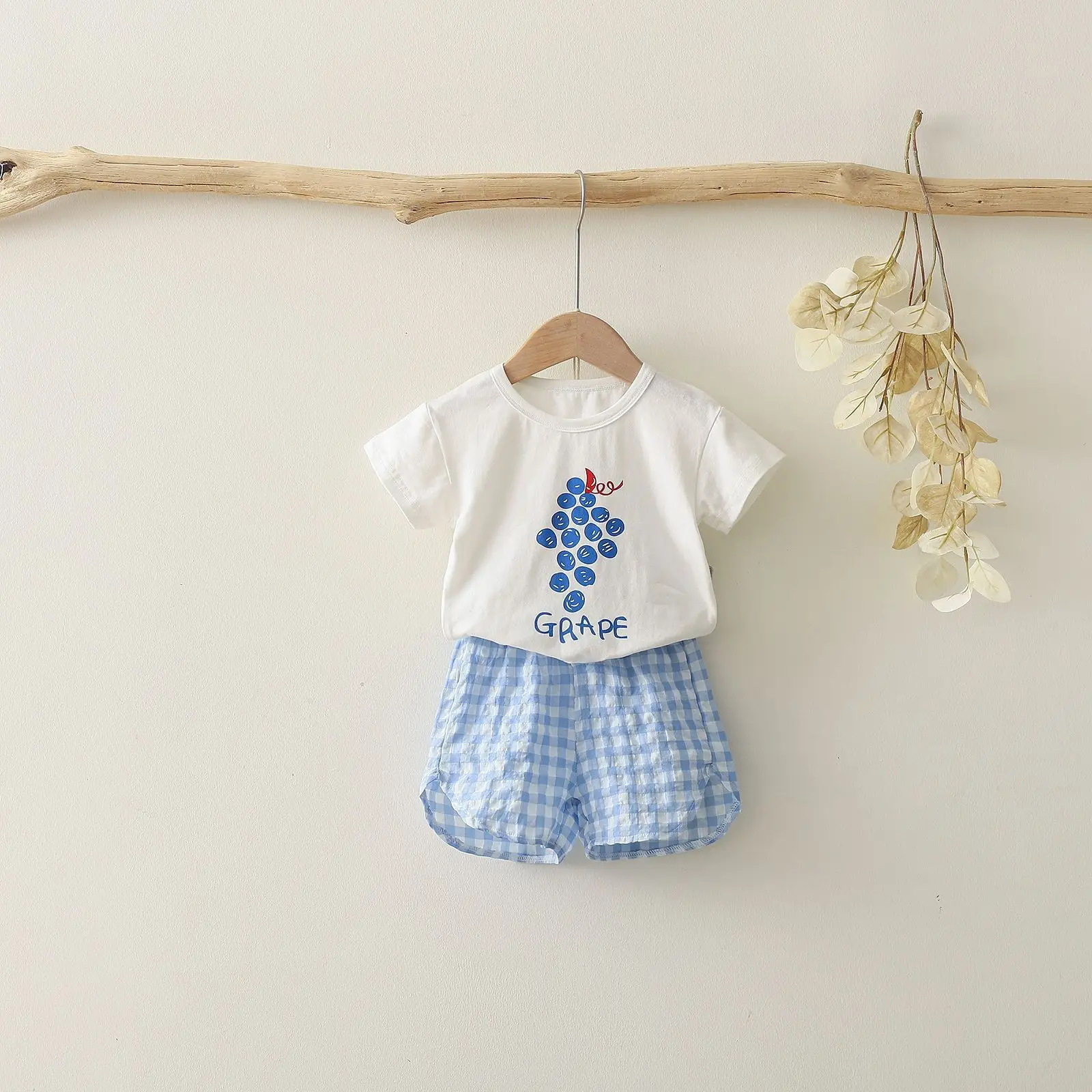 Korean Cotton Apple Heart T-Shirt Shorts Set for Girls Boys - Image 8