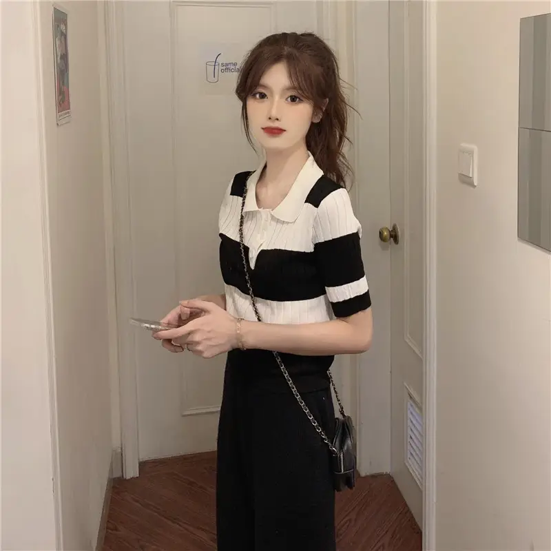 Women Retro Western Lapel T-Shirt Black White Striped — feature 12