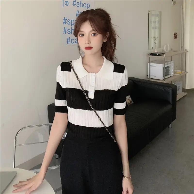 Women Retro Western Lapel T-Shirt Black White Striped — feature 17
