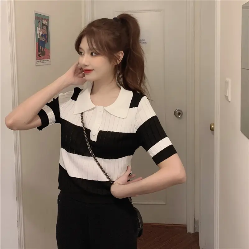 Women Retro Western Lapel T-Shirt Black White Striped — feature 8