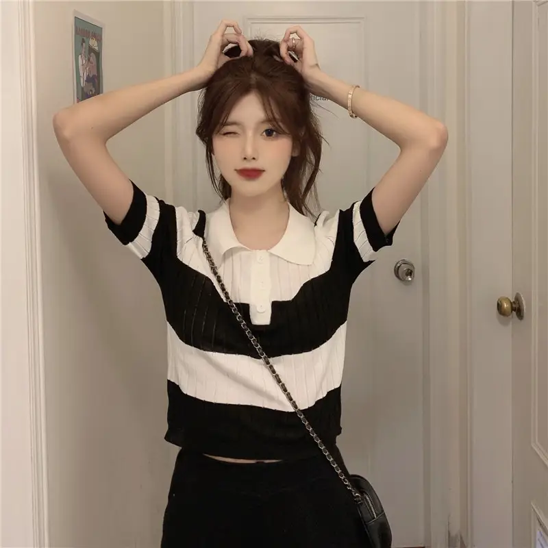 Women Retro Western Lapel T-Shirt Black White Striped — feature 9