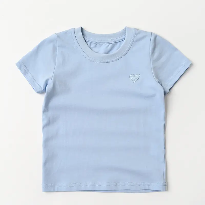 Men Grey Heart Print T-Shirt Small — feature 13