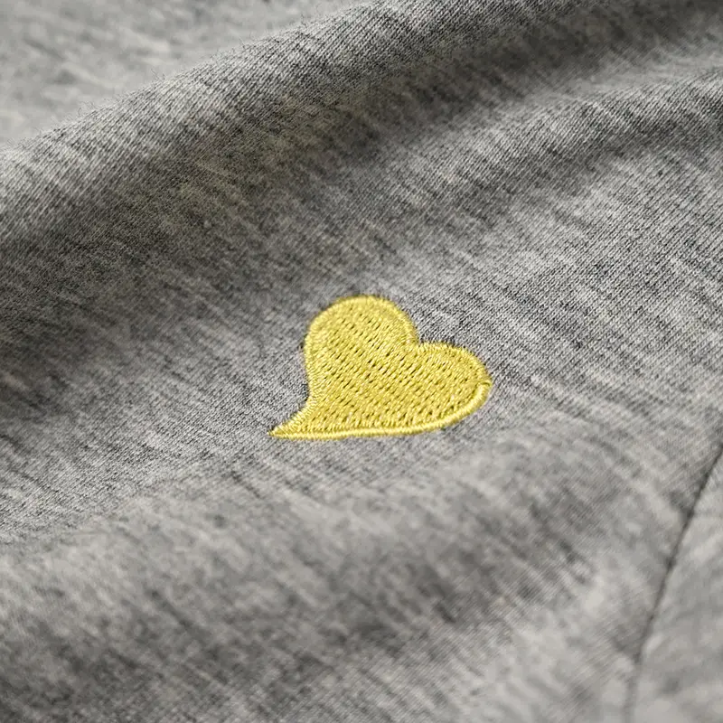 Men Grey Heart Print T-Shirt Small — feature 21