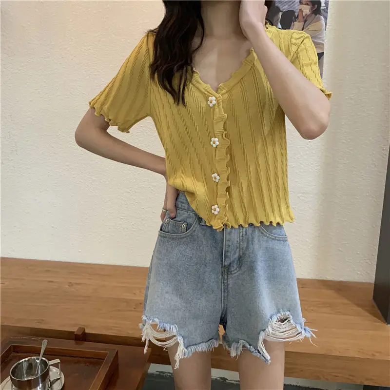 2025 Summer V-Neck Knit Short Top Yellow — feature 17