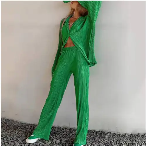 White Loose Pleated Suit for Women Spring Summer 2024 - Image 8
